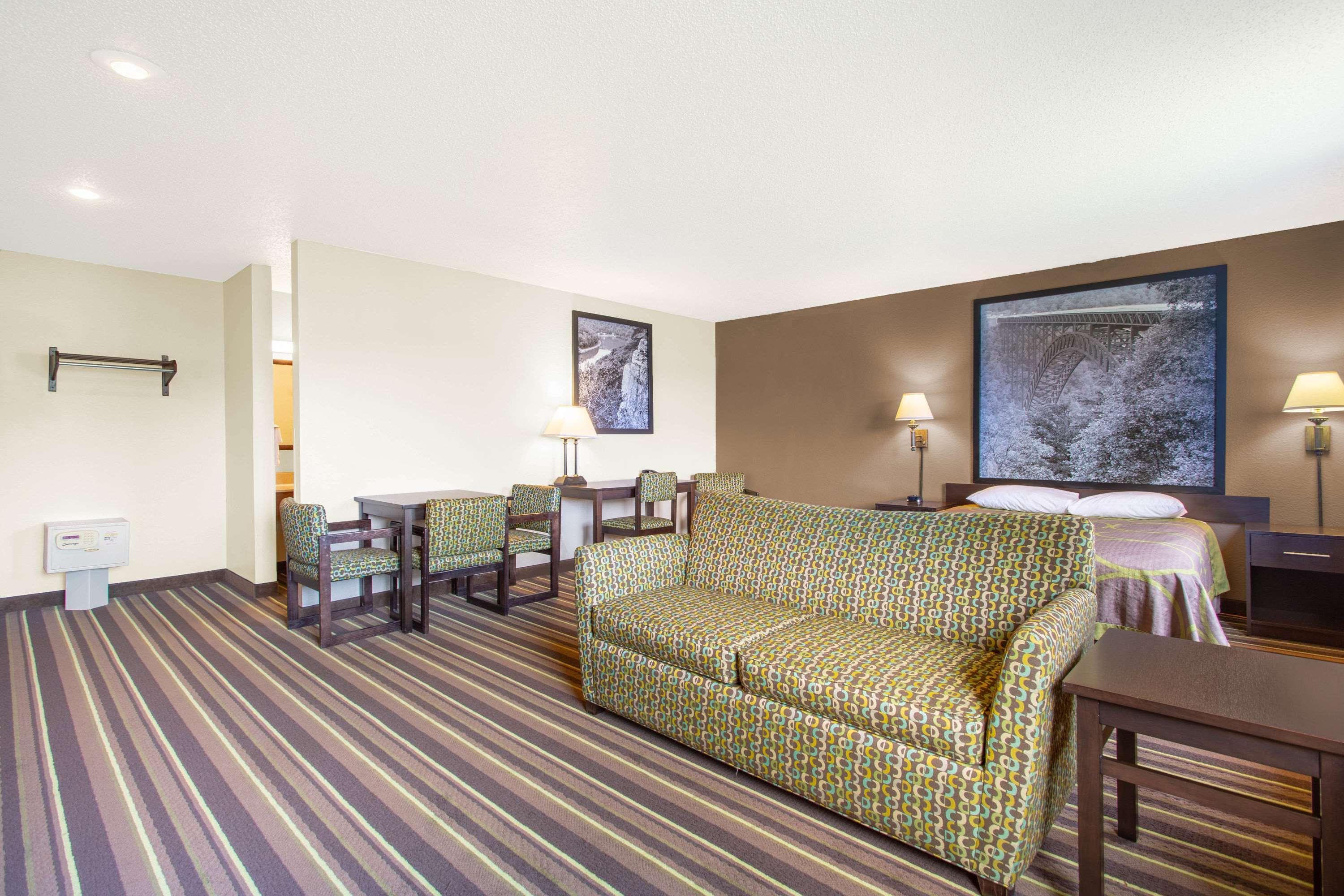 Super 8 By Wyndham Weston Wv Hotel Exterior foto